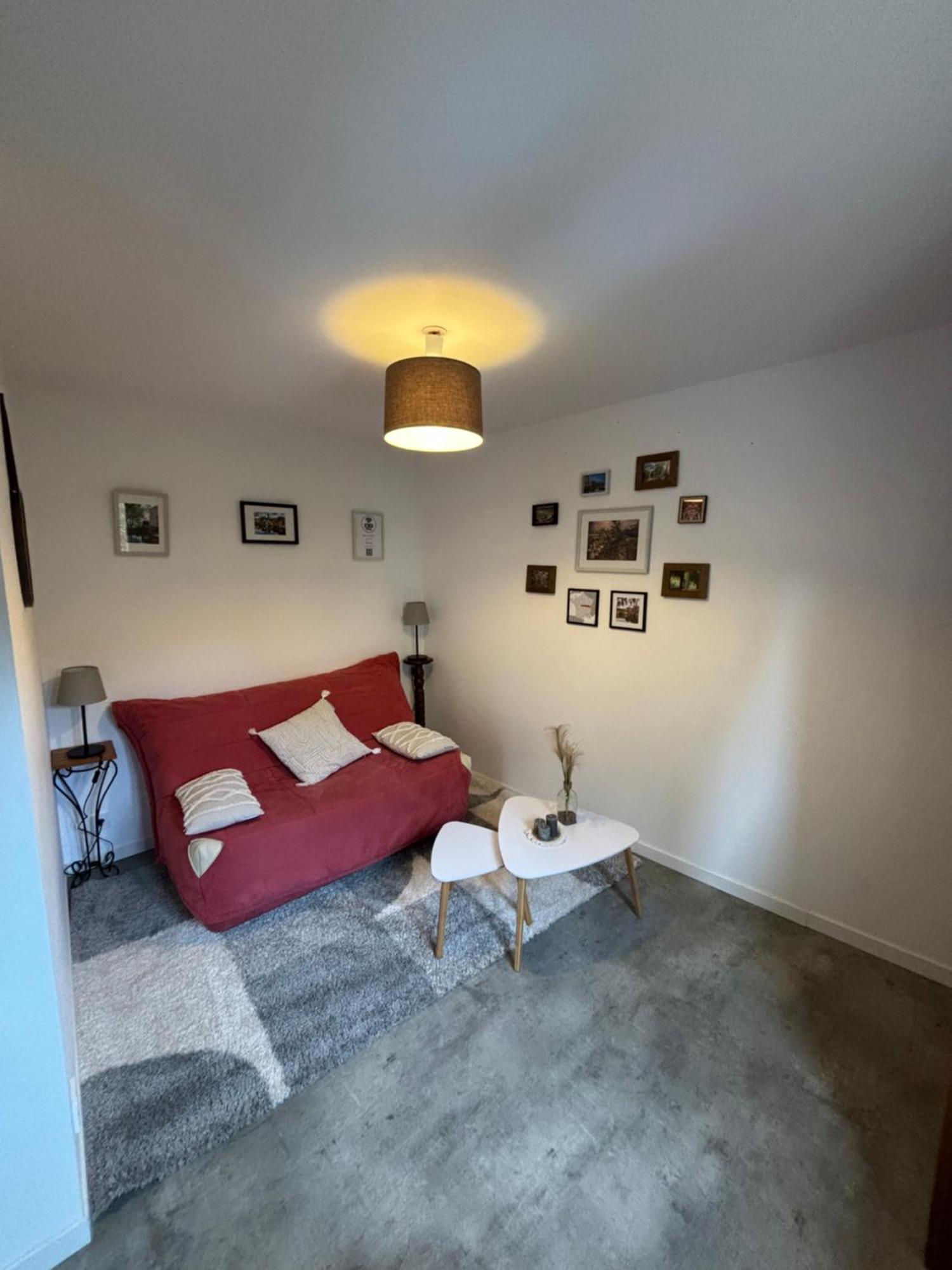 Charmant Studio Argenton Sur Creuse ภายนอก รูปภาพ